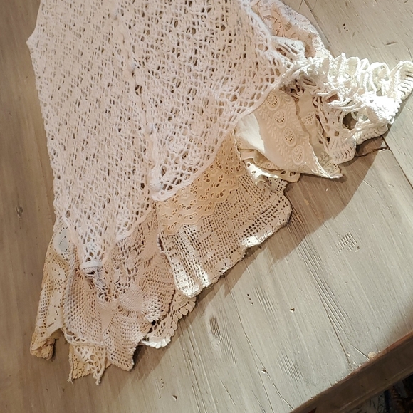 Blue Beth body crochet creams/white topper/vest duster knee/midi length boutique - Picture 14 of 14